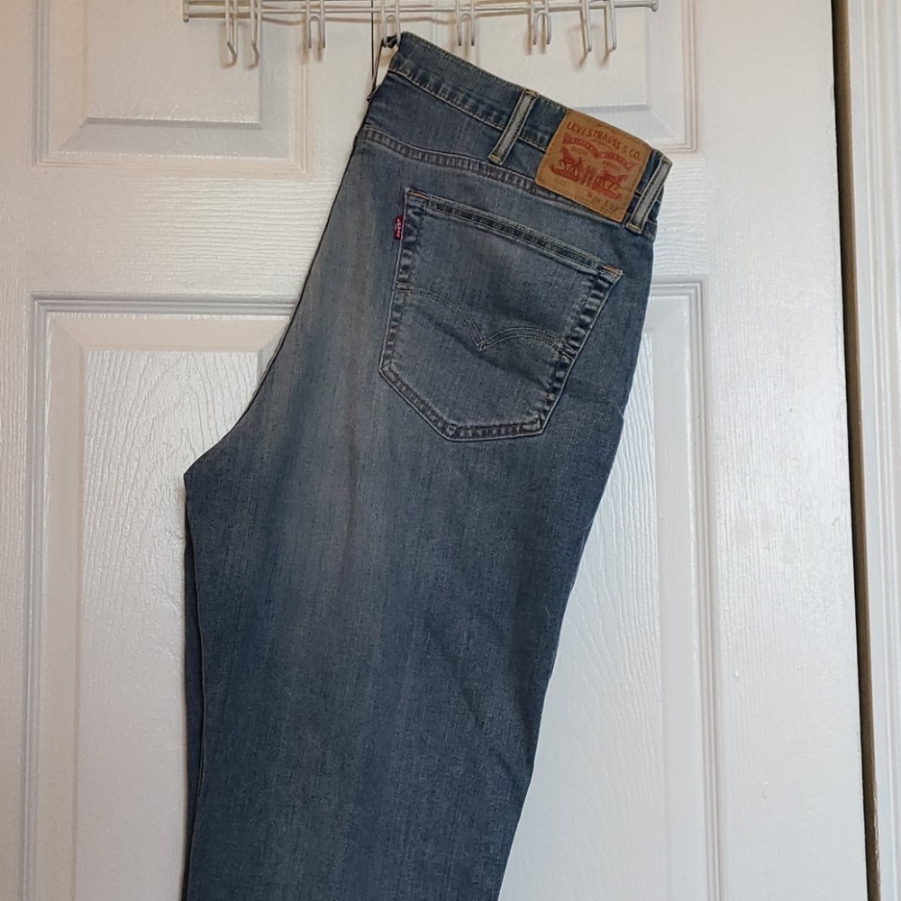 Levi's jeans ✖